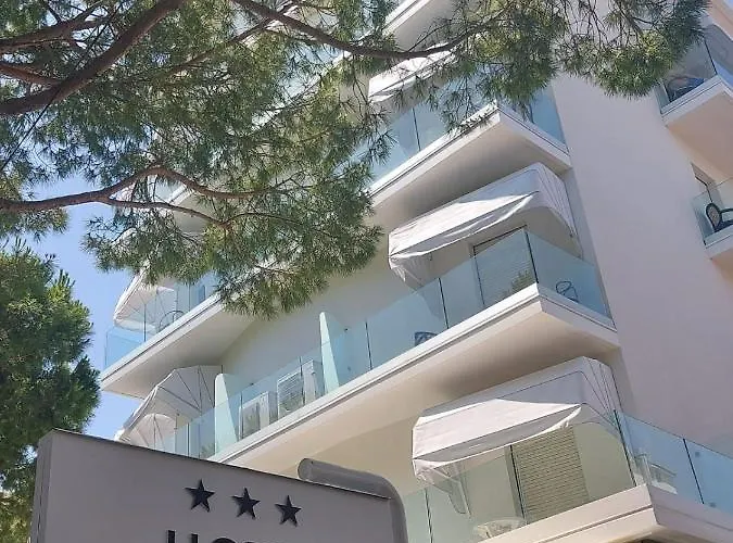 Hotel President